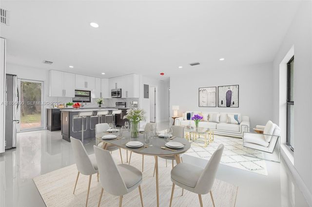 949 SE 5th Street, Deerfield Beach, FL 33441