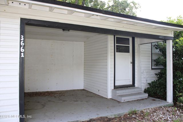3661 CASCADE Road, Jacksonville, FL 32207