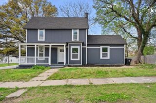 125 S Cambell Street, Pleasant Hill, MO 64080