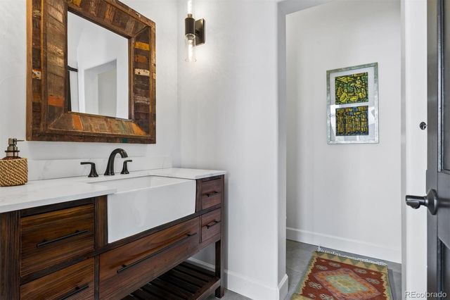 2500 S Jackson Street, Denver, CO 80210