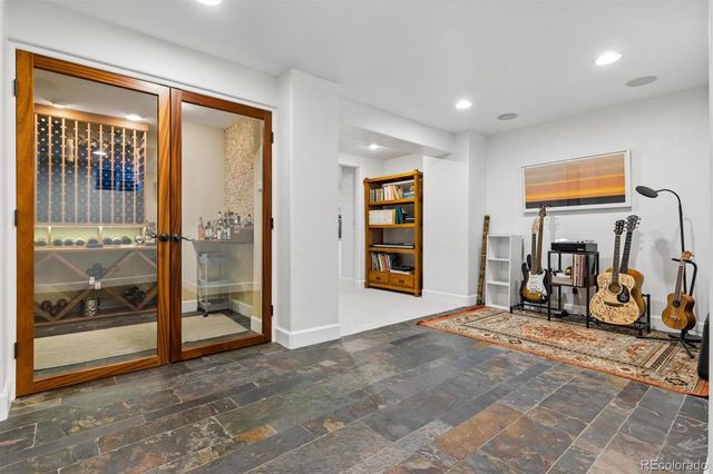 2500 S Jackson Street, Denver, CO 80210