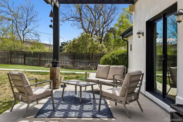 2500 S Jackson Street, Denver, CO 80210