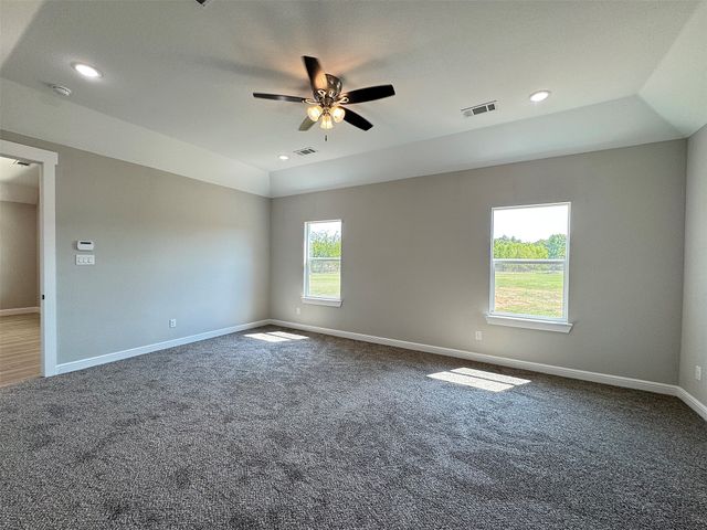 592 VZ CR 2430, Mabank, TX 75147