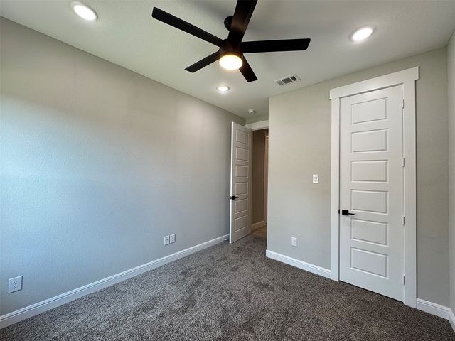 592 VZ CR 2430, Mabank, TX 75147