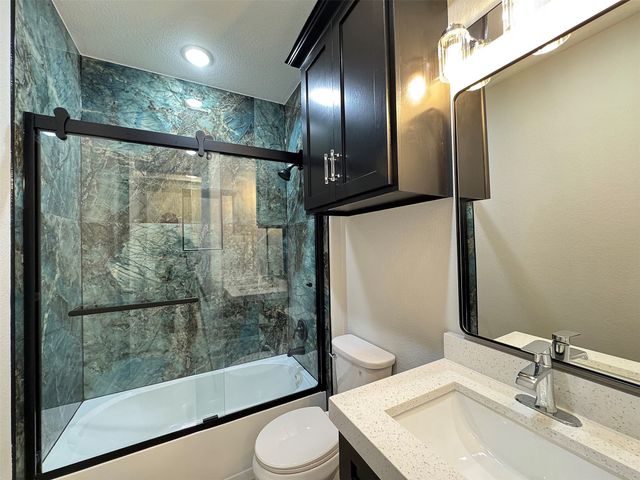 592 VZ CR 2430, Mabank, TX 75147