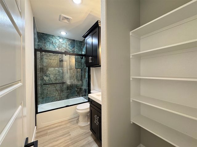 592 VZ CR 2430, Mabank, TX 75147