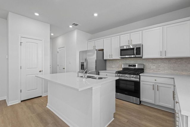 2208B Cornfield DR, Pflugerville, TX 78660