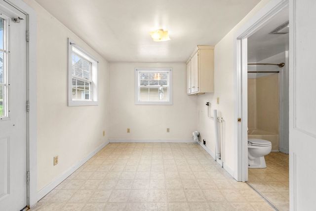 407 S 2nd St, Clarksville, TN 37040