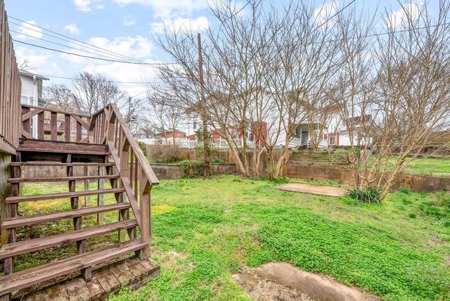 407 S 2nd St, Clarksville, TN 37040