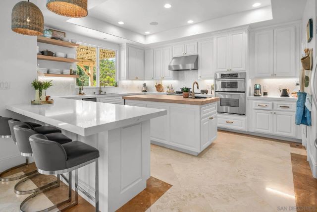 41025 Los Ranchos Cir, Temecula, CA 92592