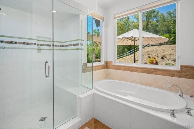41025 Los Ranchos Cir, Temecula, CA 92592