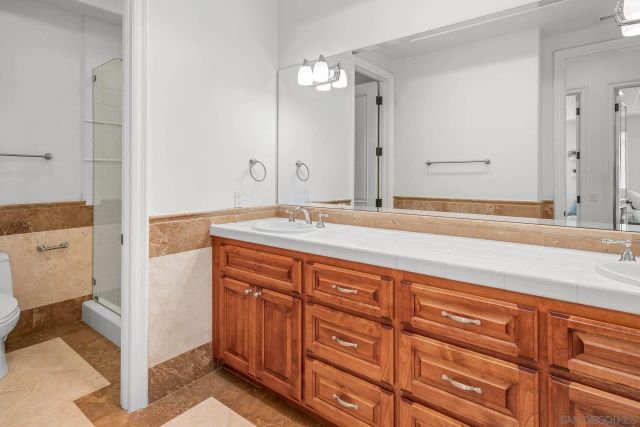 41025 Los Ranchos Cir, Temecula, CA 92592