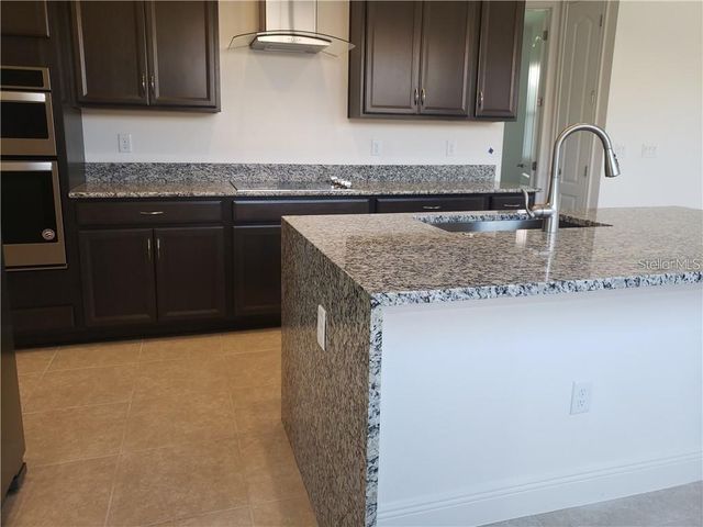 10521 GATLEY PLACE, Orlando, FL 32832