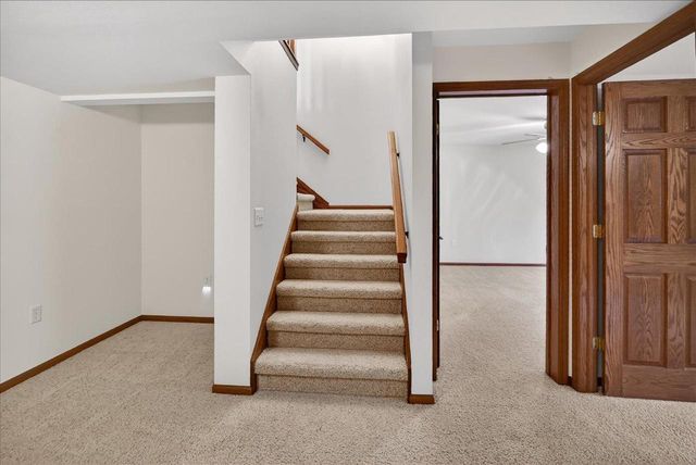 409 Badger Lane, Waunakee, WI 53597