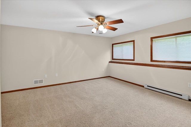 409 Badger Lane, Waunakee, WI 53597