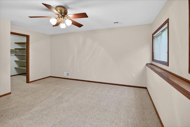 409 Badger Lane, Waunakee, WI 53597