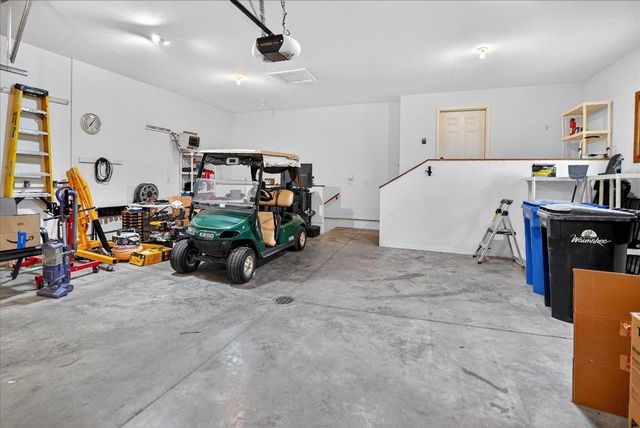 409 Badger Lane, Waunakee, WI 53597
