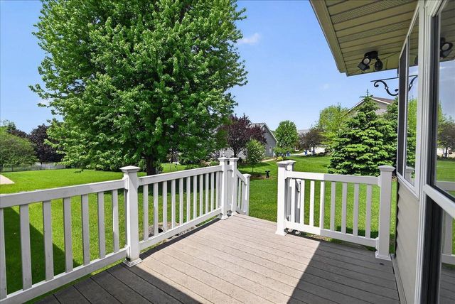 409 Badger Lane, Waunakee, WI 53597