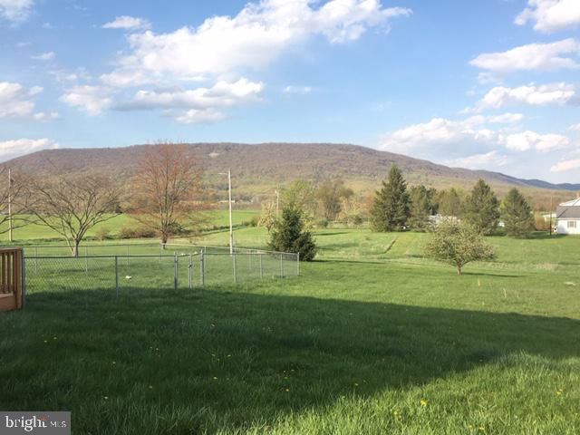 655 GRAHAMS WOOD RD, Newville, PA 17241