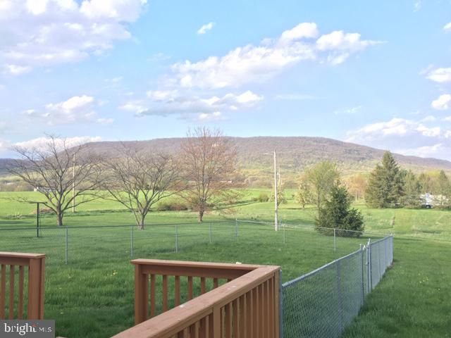 655 GRAHAMS WOOD RD, Newville, PA 17241