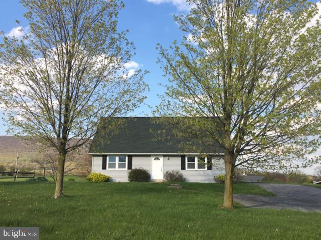 655 GRAHAMS WOOD RD, Newville, PA 17241