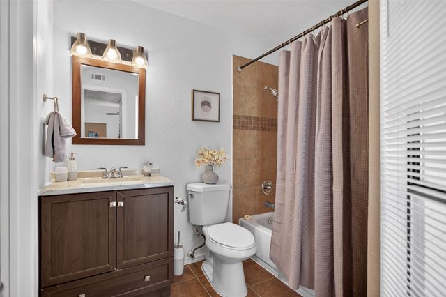303 Liberty Place, Grand Prairie, TX 75052