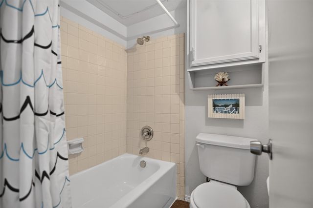 303 Liberty Place, Grand Prairie, TX 75052