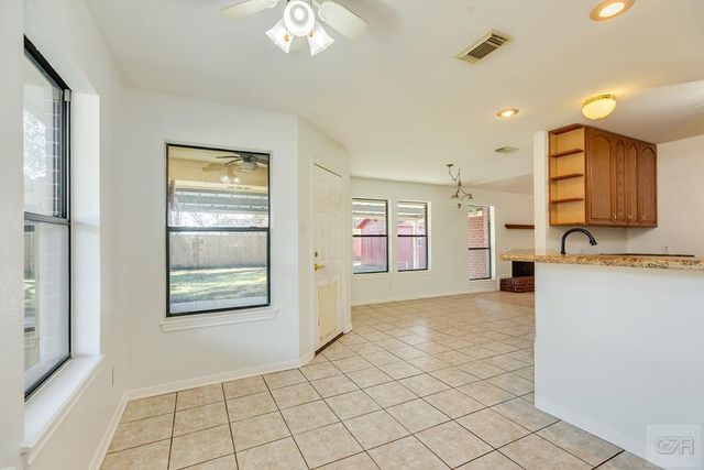 11927 24th Street, Santa Fe, TX 77510