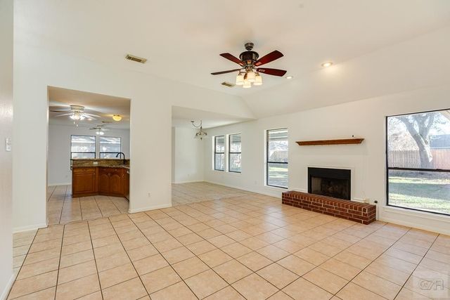 11927 24th Street, Santa Fe, TX 77510