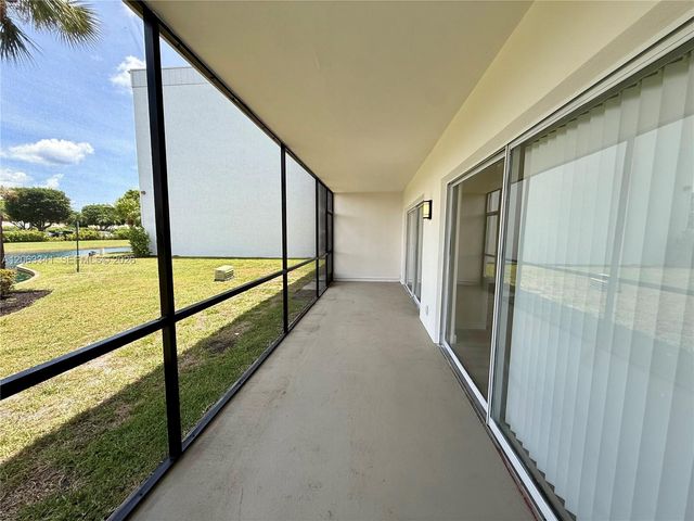 400 S Waterway Dr S 108, Lantana, FL 33462