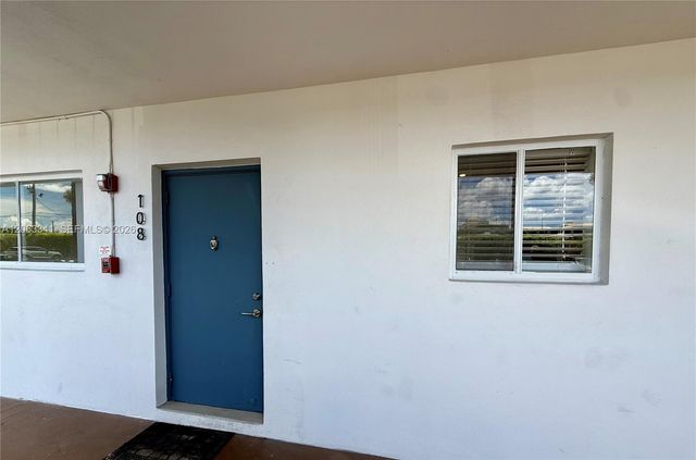 400 S Waterway Dr S 108, Lantana, FL 33462