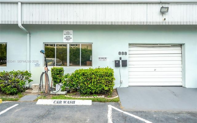 400 S Waterway Dr S 108, Lantana, FL 33462