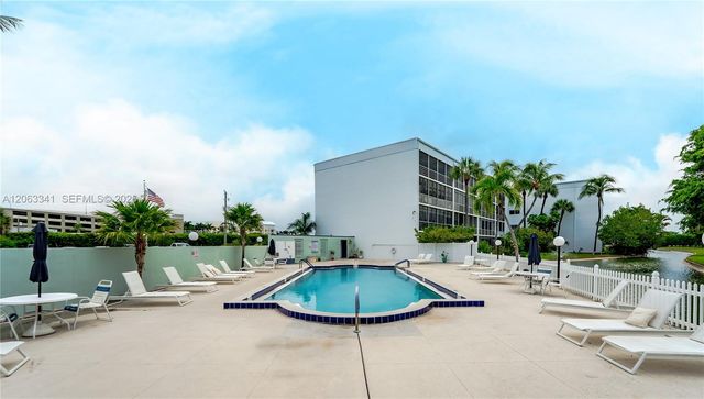400 S Waterway Dr S 108, Lantana, FL 33462