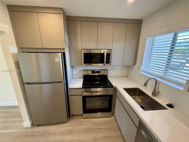 400 S Waterway Dr S 108, Lantana, FL 33462