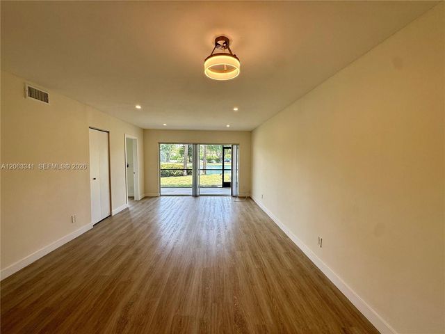 400 S Waterway Dr S 108, Lantana, FL 33462