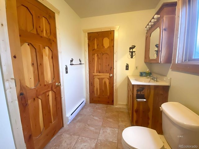 595 Dead Mule Lane, Westcliffe, CO 81252