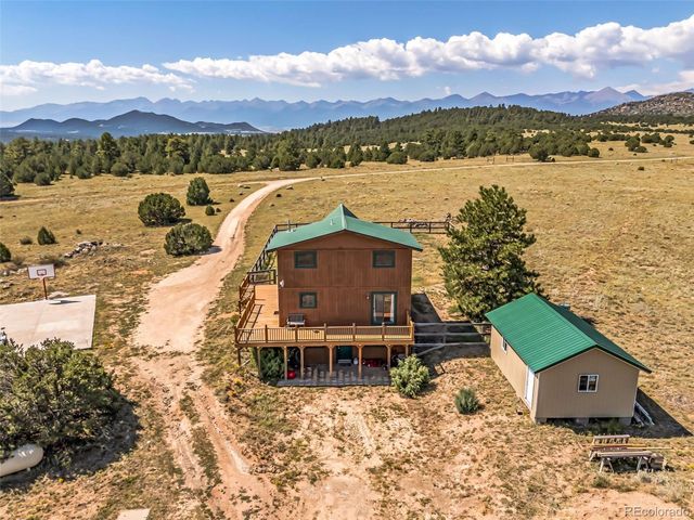 595 Dead Mule Lane, Westcliffe, CO 81252