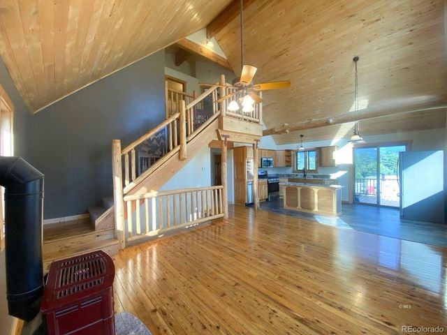 595 Dead Mule Lane, Westcliffe, CO 81252