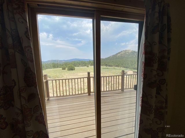 595 Dead Mule Lane, Westcliffe, CO 81252