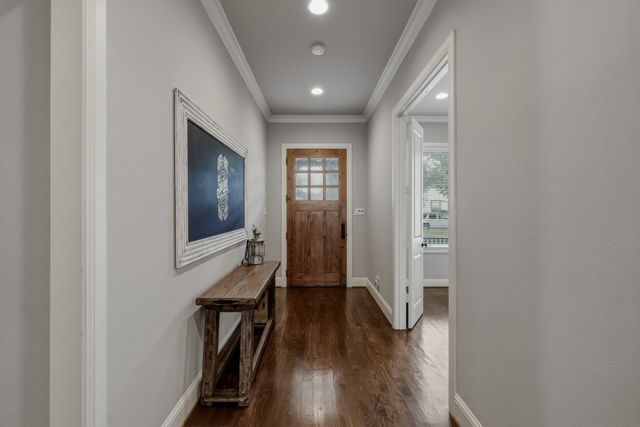 6910 Coronado Avenue, Dallas, TX 75214