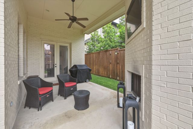 6910 Coronado Avenue, Dallas, TX 75214