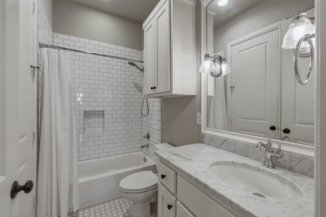 6910 Coronado Avenue, Dallas, TX 75214