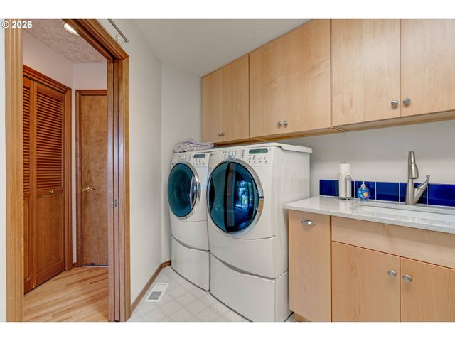 18843 Sw KEMMER Rd, Beaverton, OR 97007