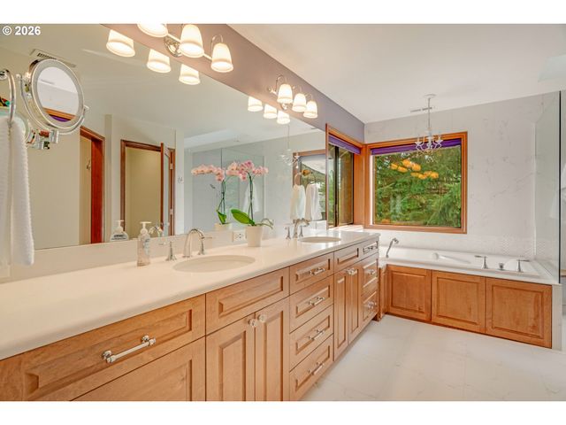 18843 Sw KEMMER Rd, Beaverton, OR 97007