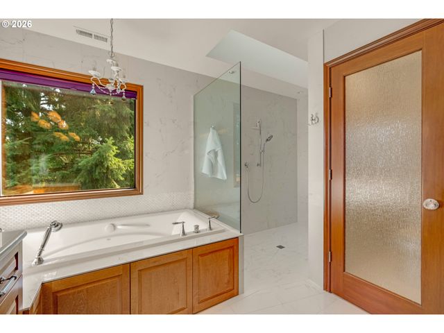 18843 Sw KEMMER Rd, Beaverton, OR 97007