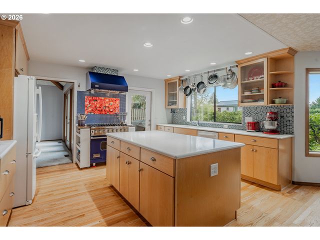 18843 Sw KEMMER Rd, Beaverton, OR 97007