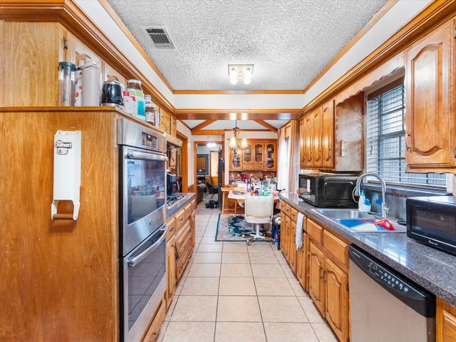 5818 Winding Woods Trail, Dallas, TX 75227