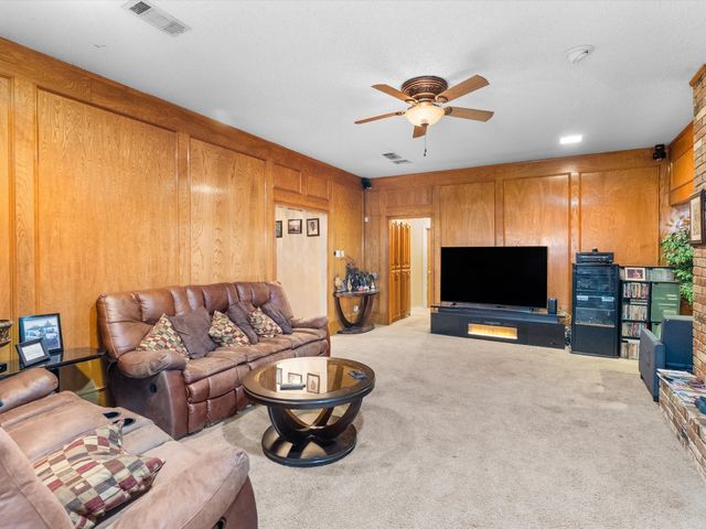 5818 Winding Woods Trail, Dallas, TX 75227