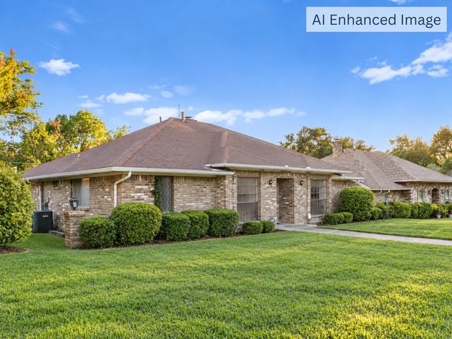 5818 Winding Woods Trail, Dallas, TX 75227