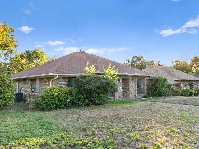 5818 Winding Woods Trail, Dallas, TX 75227